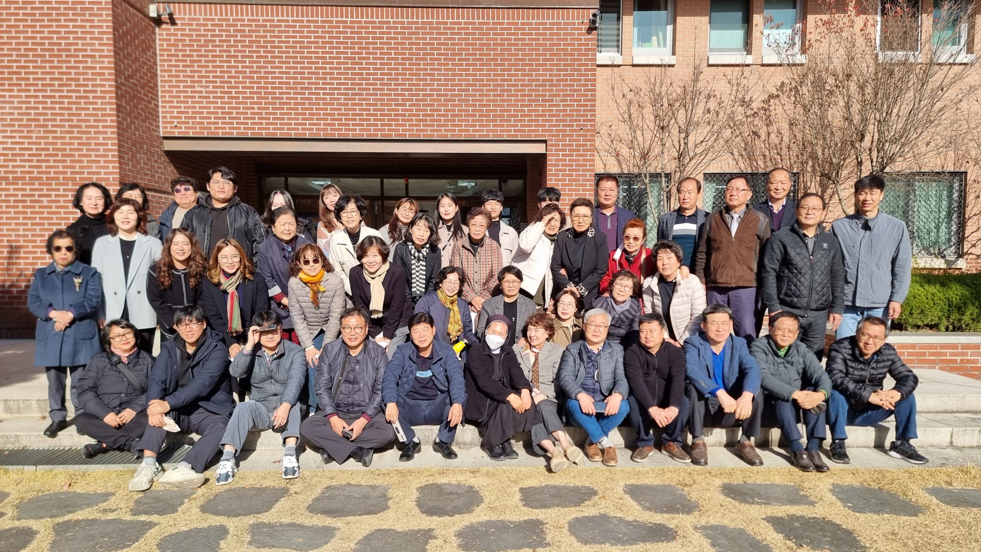 29bdd22ec951725a81fc048b21bb05cb_1749789786_3419.jpg
